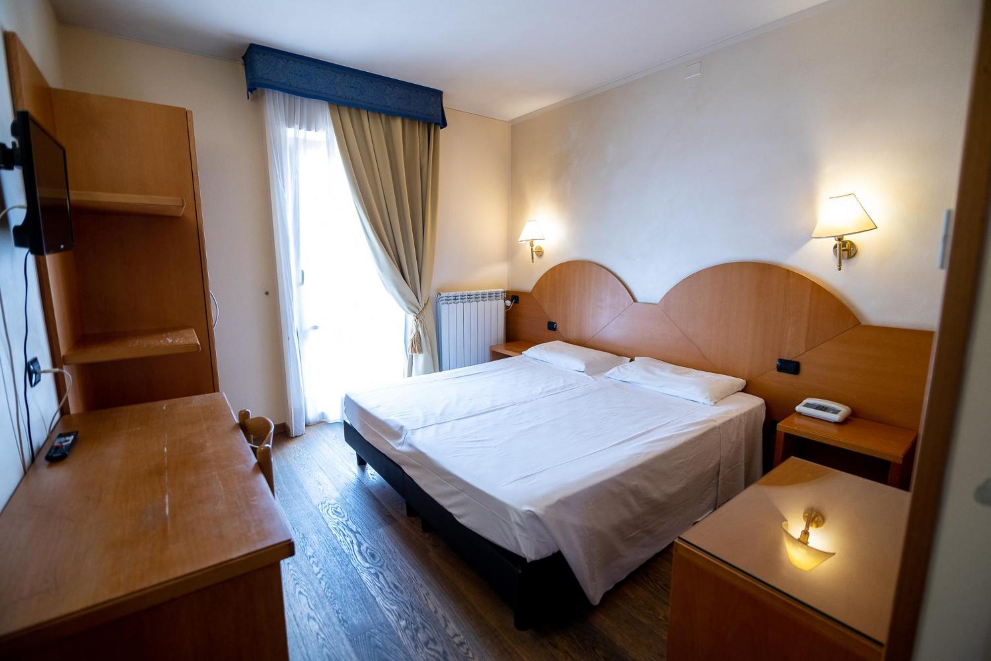 Hotel Rendez Vous Chatillon Luaran gambar