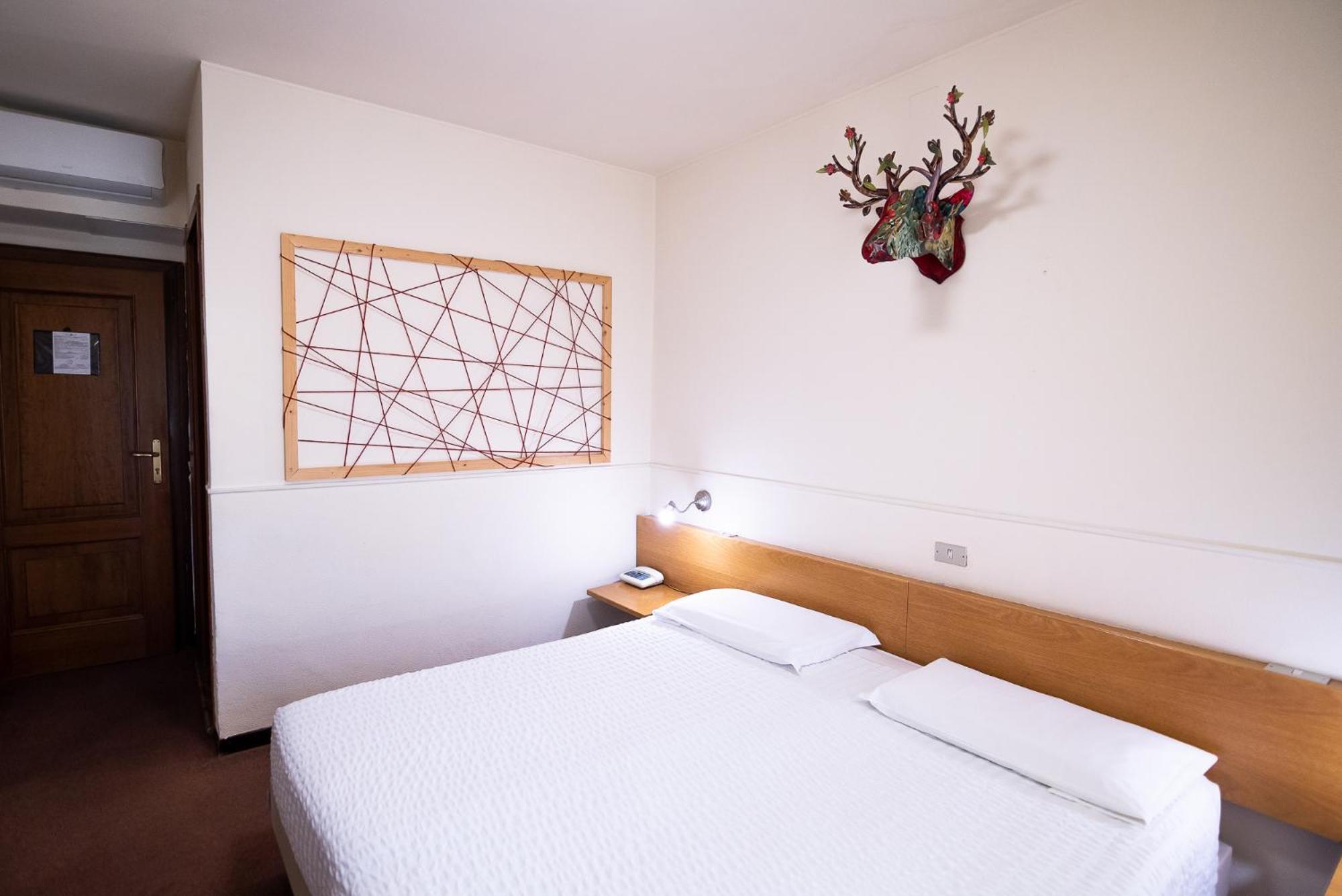 Hotel Rendez Vous Chatillon Luaran gambar