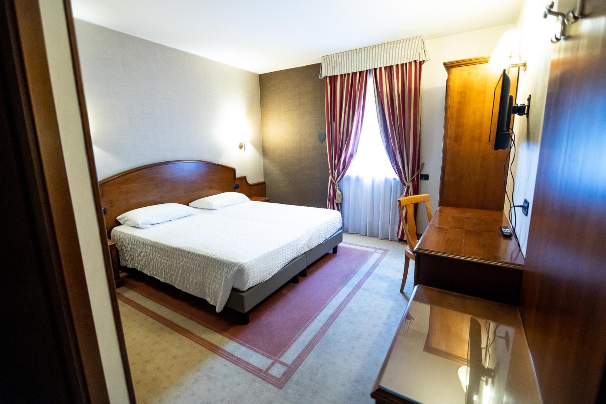 Hotel Rendez Vous Chatillon Luaran gambar