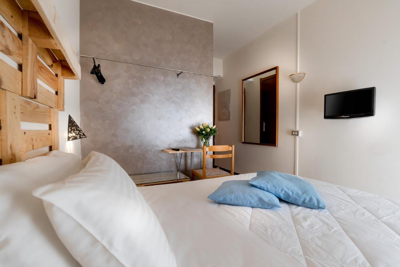 Hotel Rendez Vous Chatillon Luaran gambar